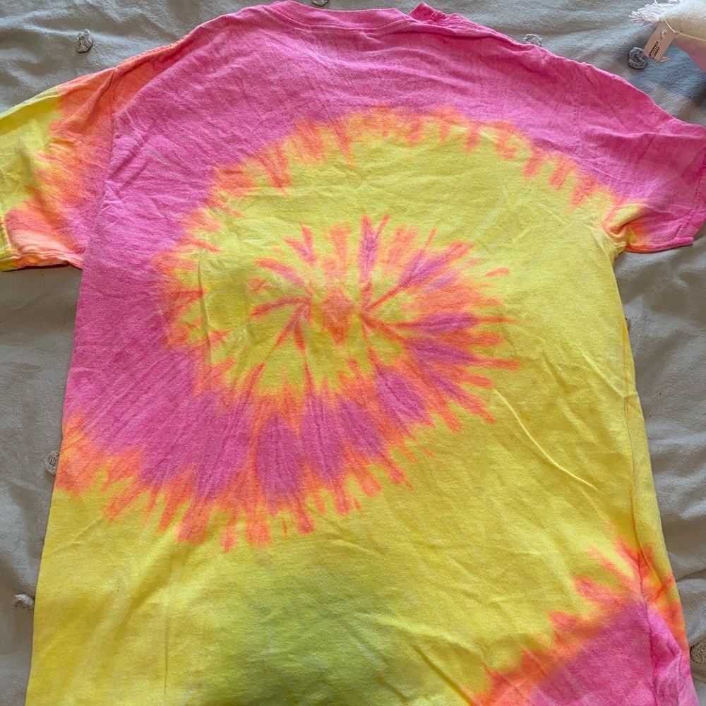Yellow and pink tie dye t-shirt.
